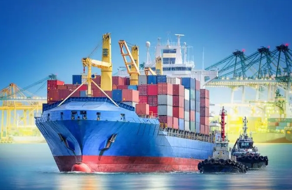 作为连接世界的桥梁，深圳进口货运代理促进了国际贸易的繁荣发展