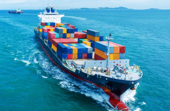深圳海运以其发达的物流体系在全球海运市场中占据举足轻重的地位