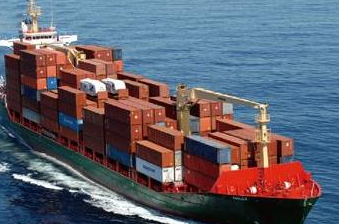 主要港口码头停止接受出口货物，并将进口量减少一半