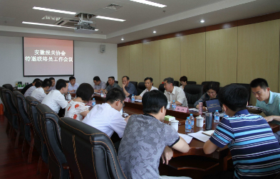 进口报关代理公司需要向海关当局提供哪些证书